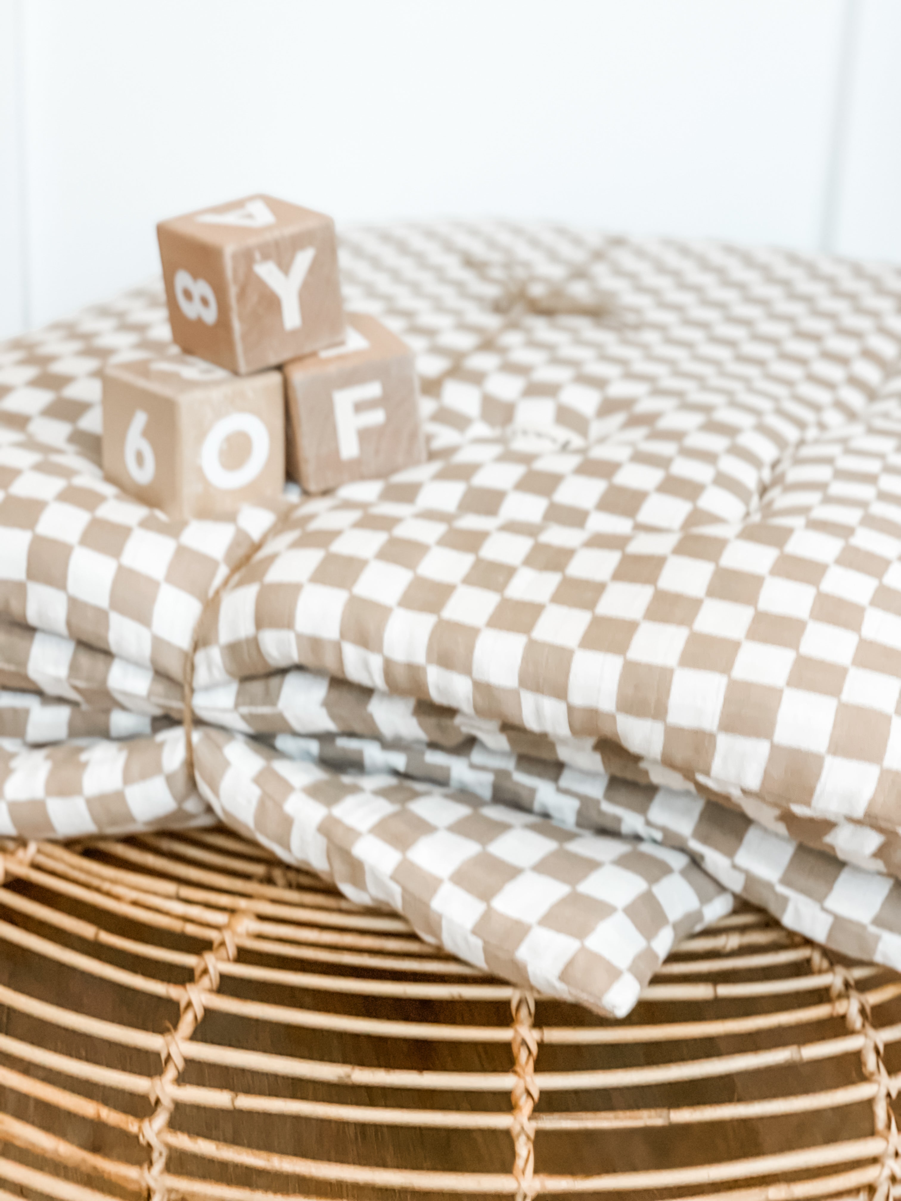 Große Krabbelmatte, Spielmatte für Babys, Krabbeldecke sand