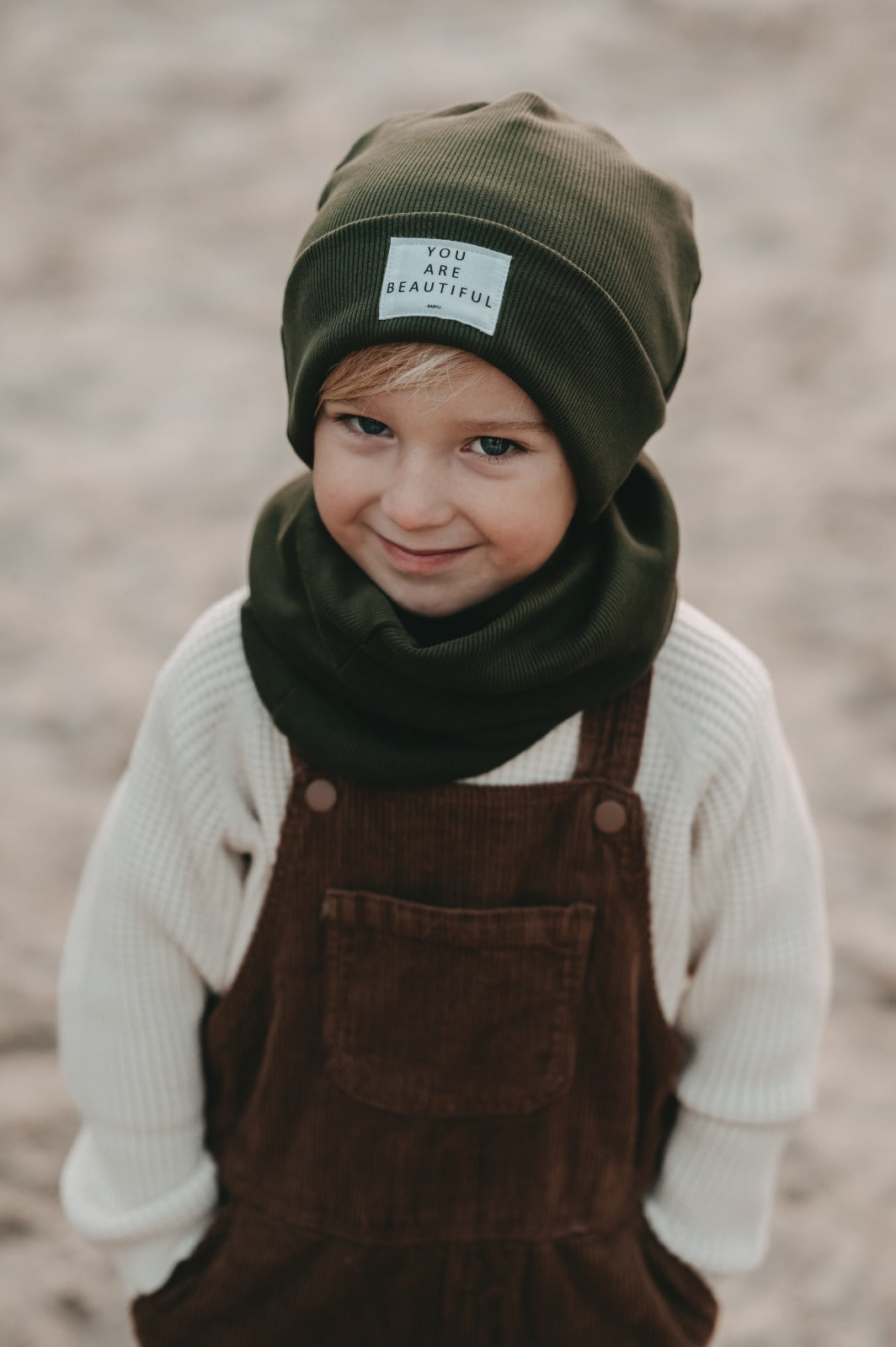 SET MÜTZE und Loop - Farbe: Waldgrün - alle Größen -