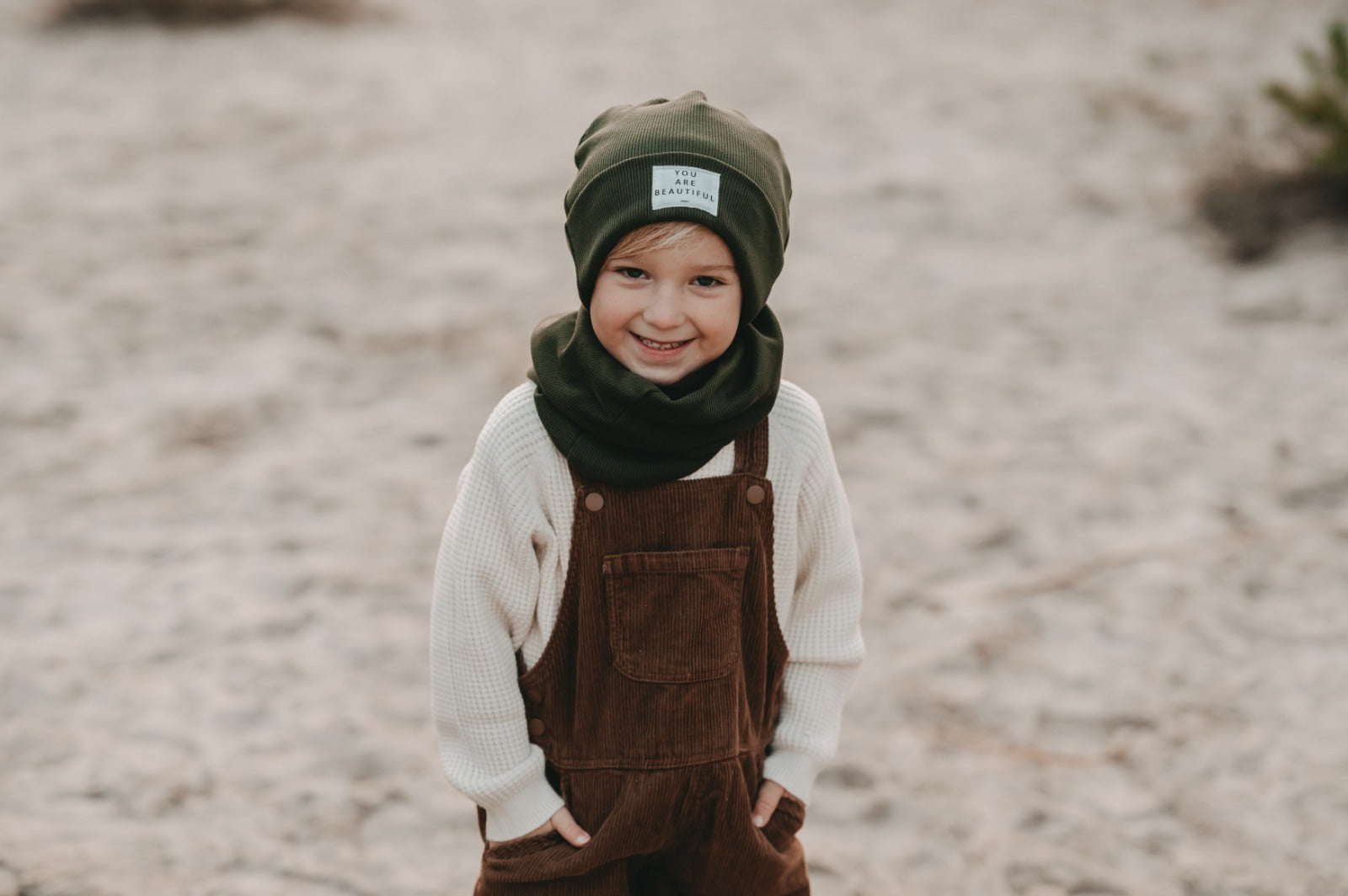 SET MÜTZE und Loop - Farbe: Waldgrün - alle Größen -